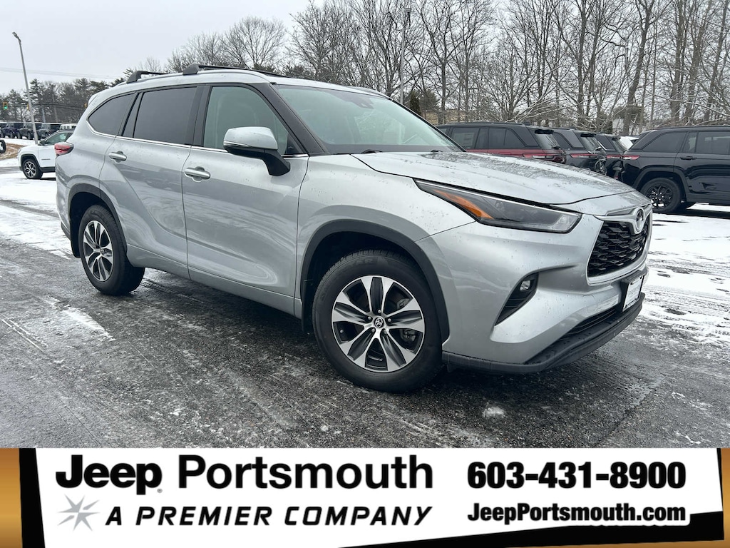 Used 2022 Toyota Highlander XLE SUV