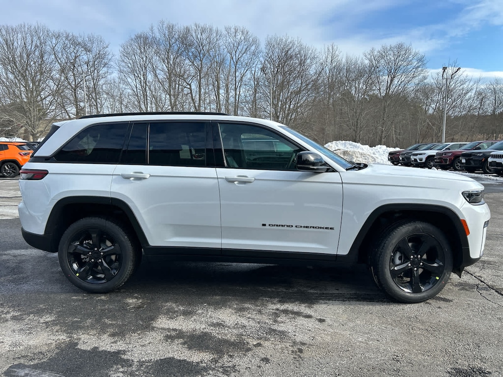 New 2026 Jeep Grand Cherokee LIMITED 4X4 Sport Utility