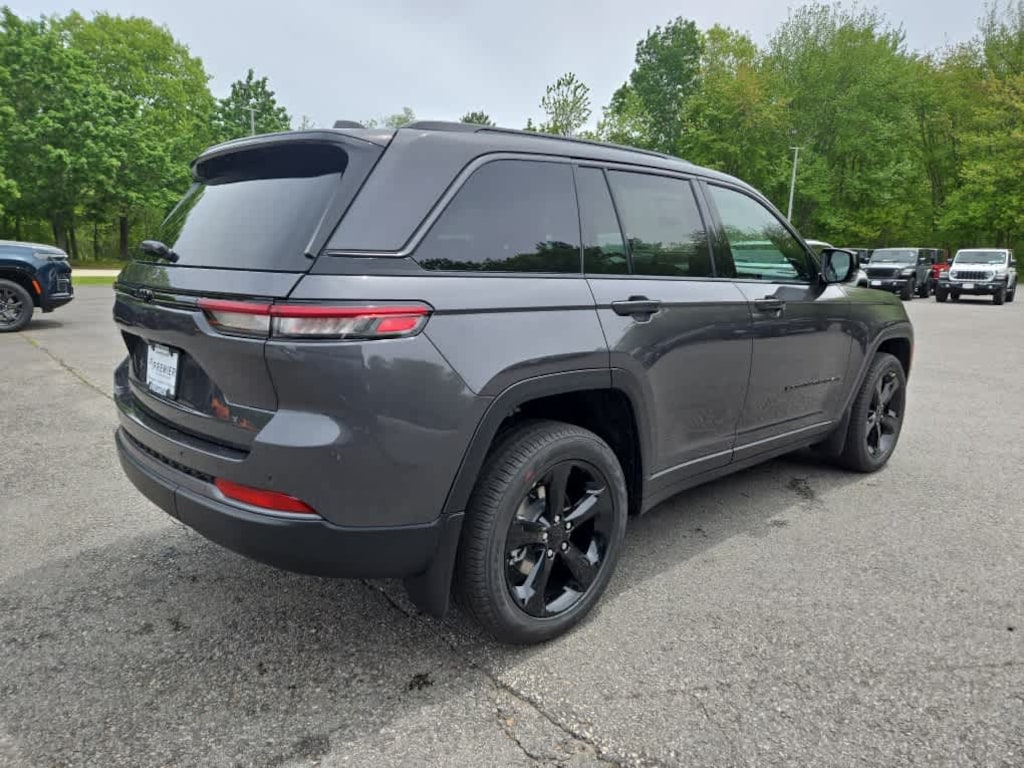 New 2026 Jeep Grand Cherokee LIMITED 4X4 Sport Utility
