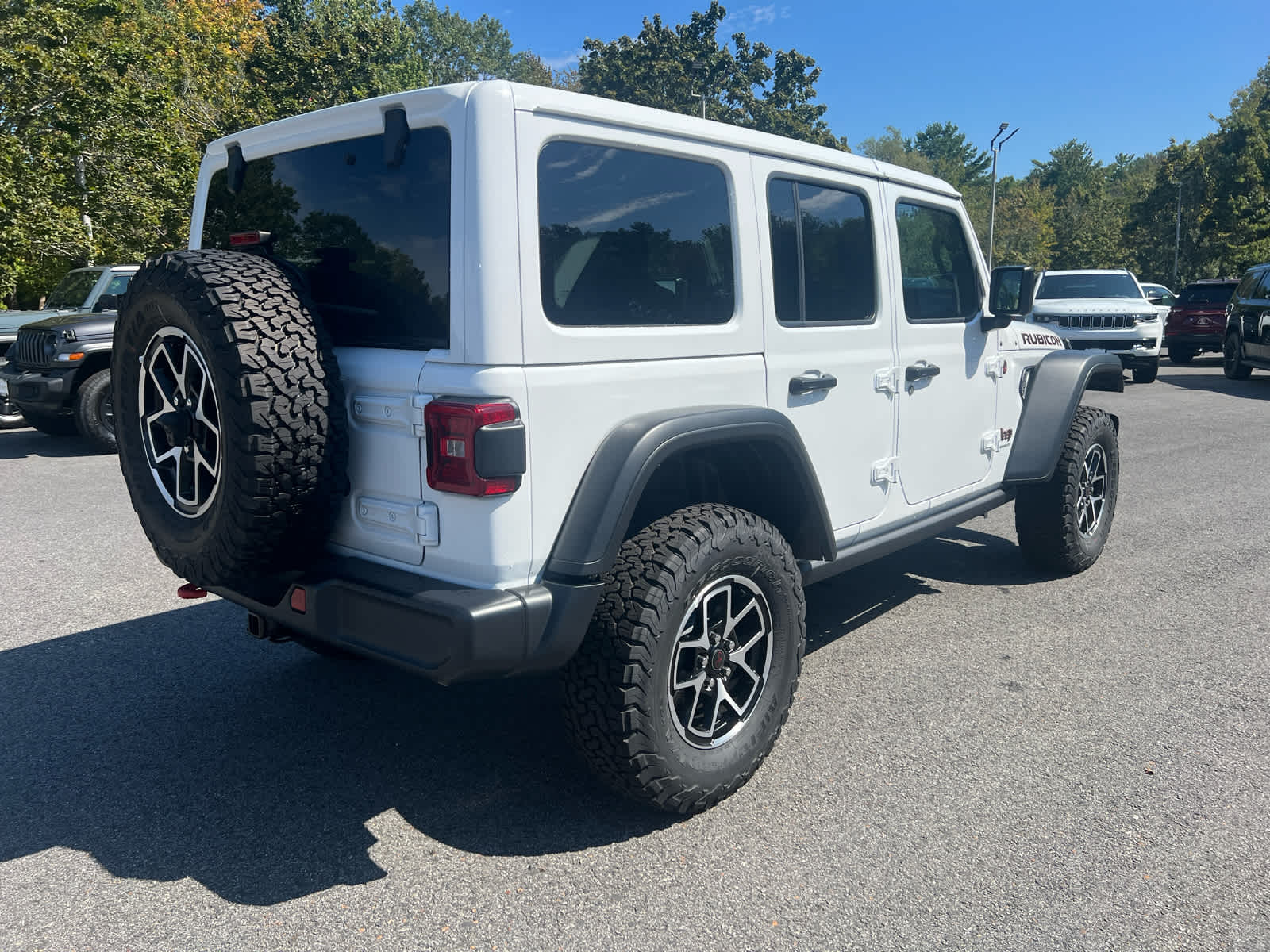 2025 Jeep Wrangler Rubicon photo 4