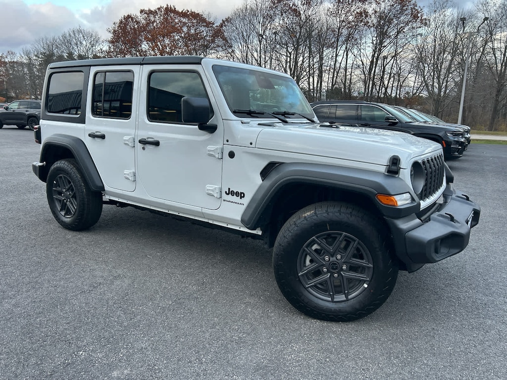 New 2026 Jeep Wrangler 4-DOOR SPORT S Sport Utility