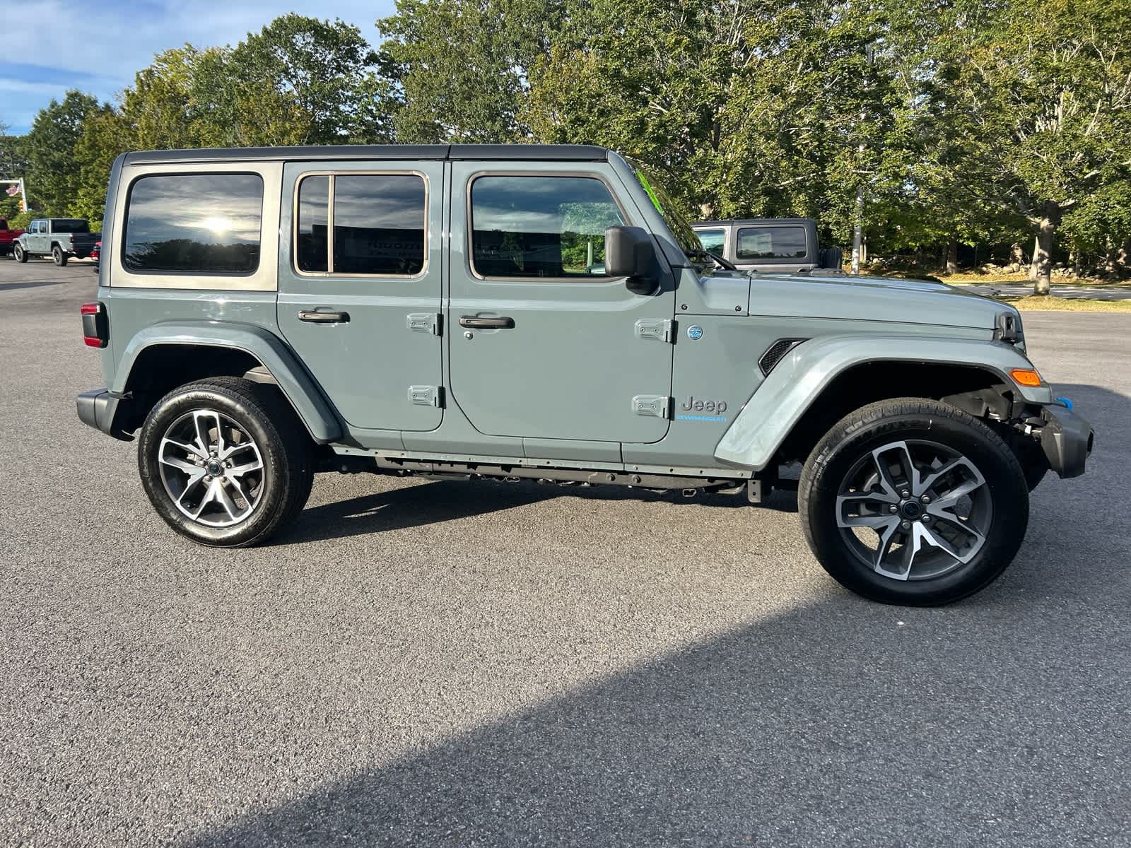 2024 Jeep Wrangler 4xe Sport photo 3