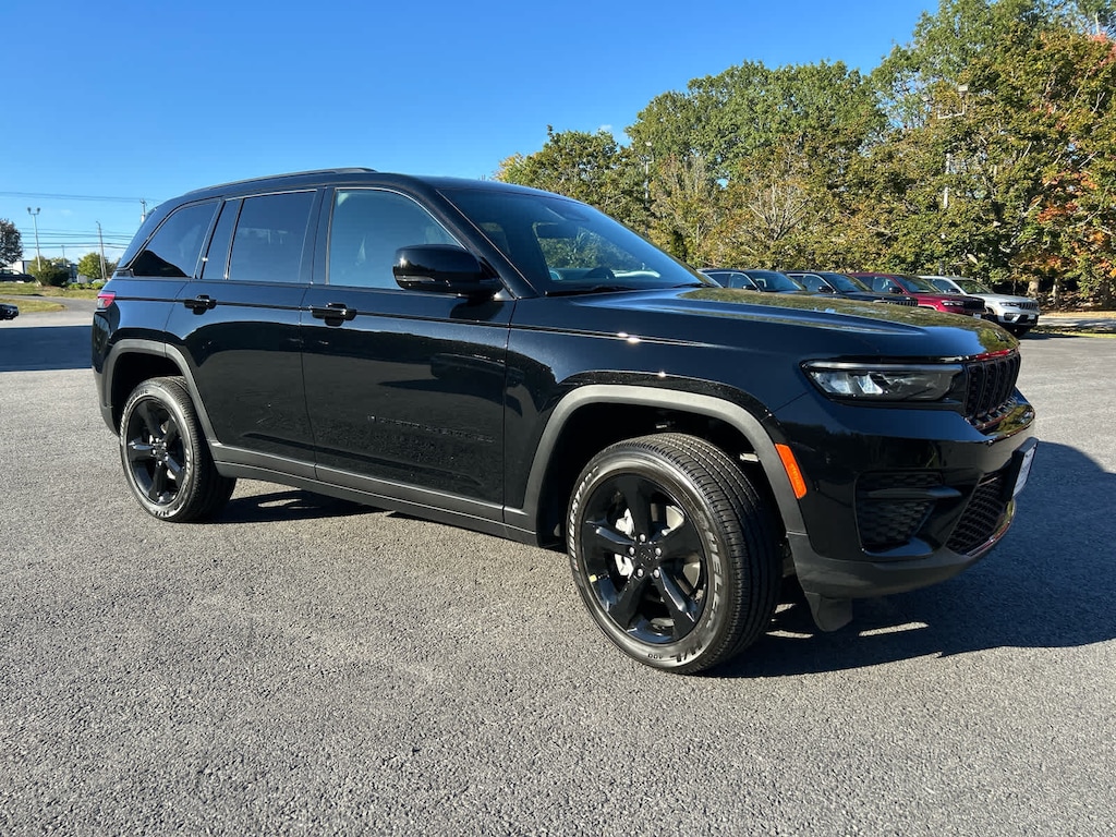 New 2025 Jeep Grand Cherokee ALTITUDE X 4X4 Sport Utility