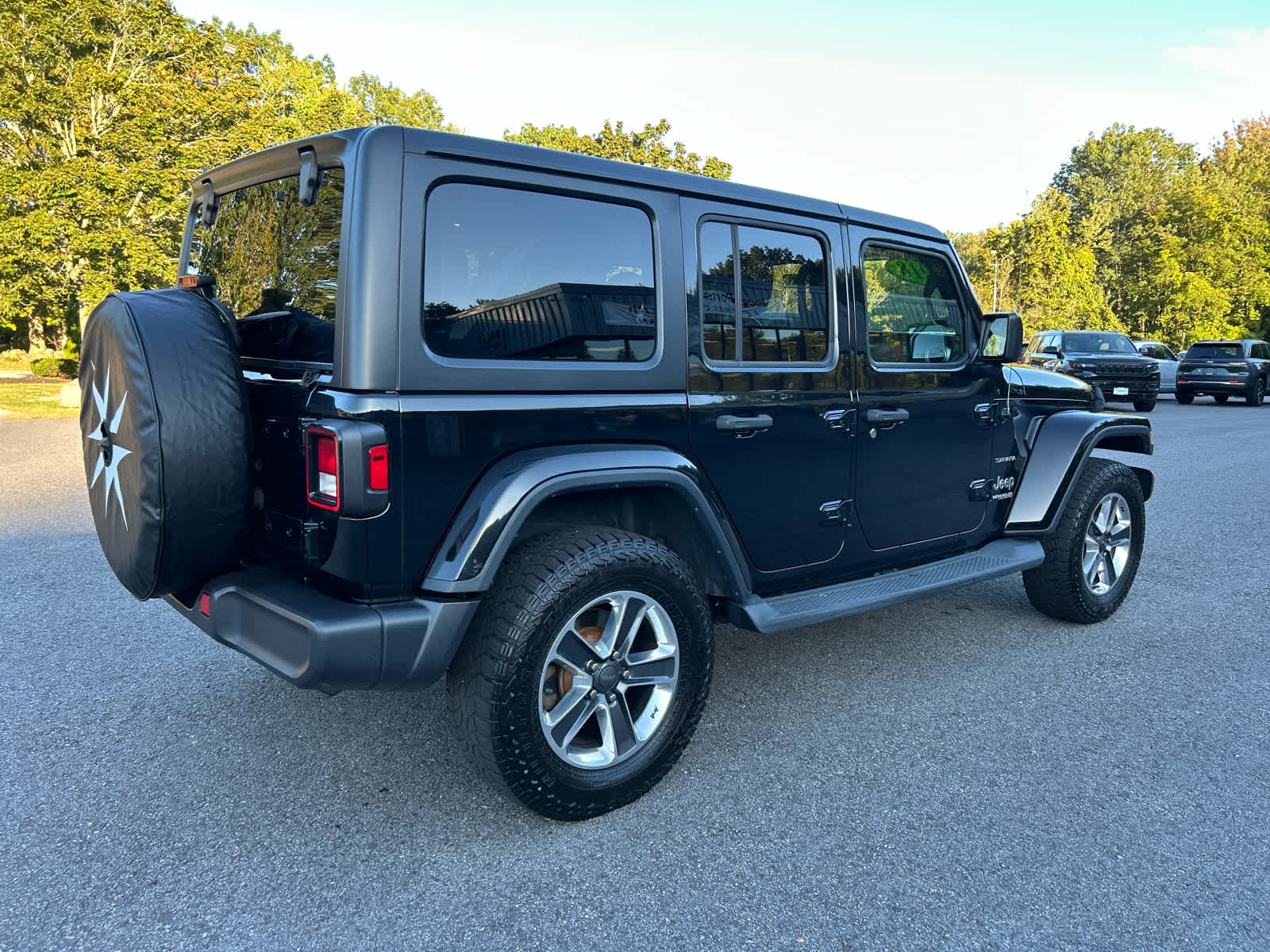 2018 Jeep Wrangler Unlimited Sahara photo 4