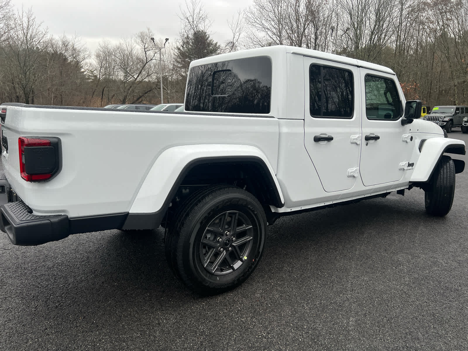 2026 Jeep Gladiator Sport S photo 4