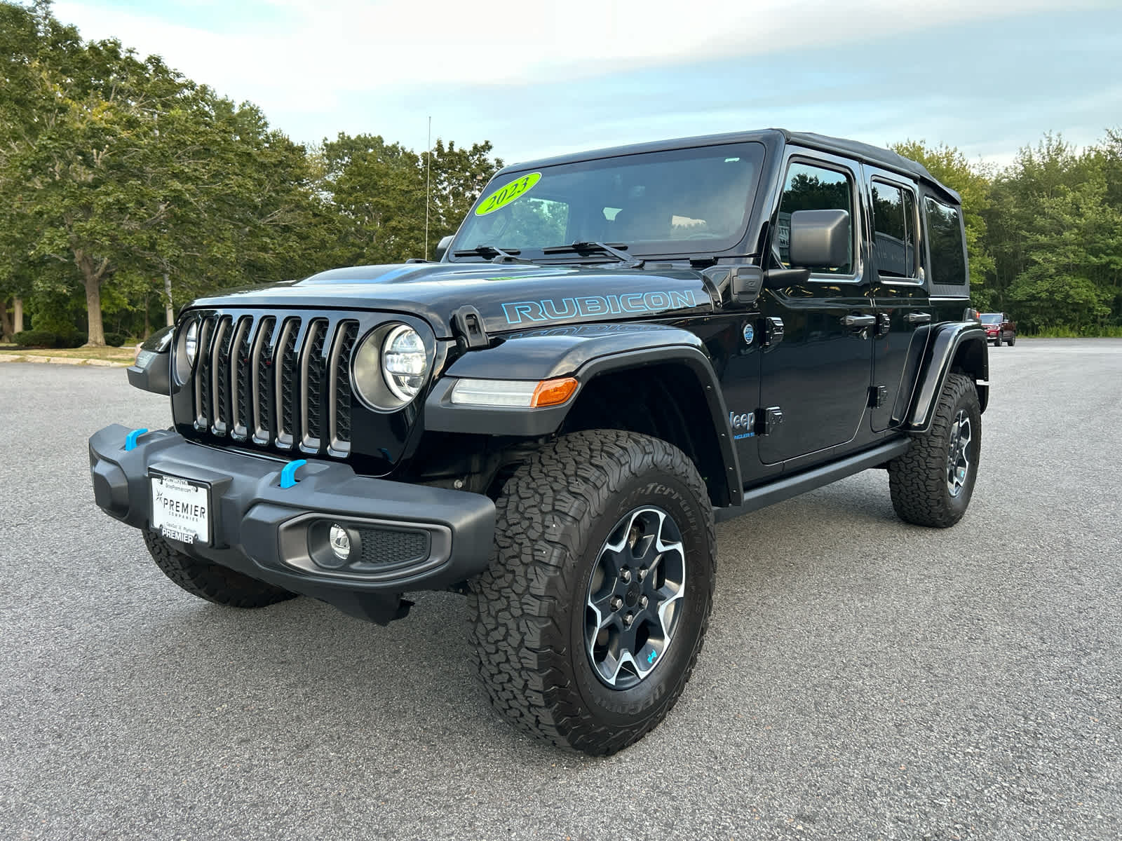 2023 Jeep Wrangler 4xe Rubicon photo 3