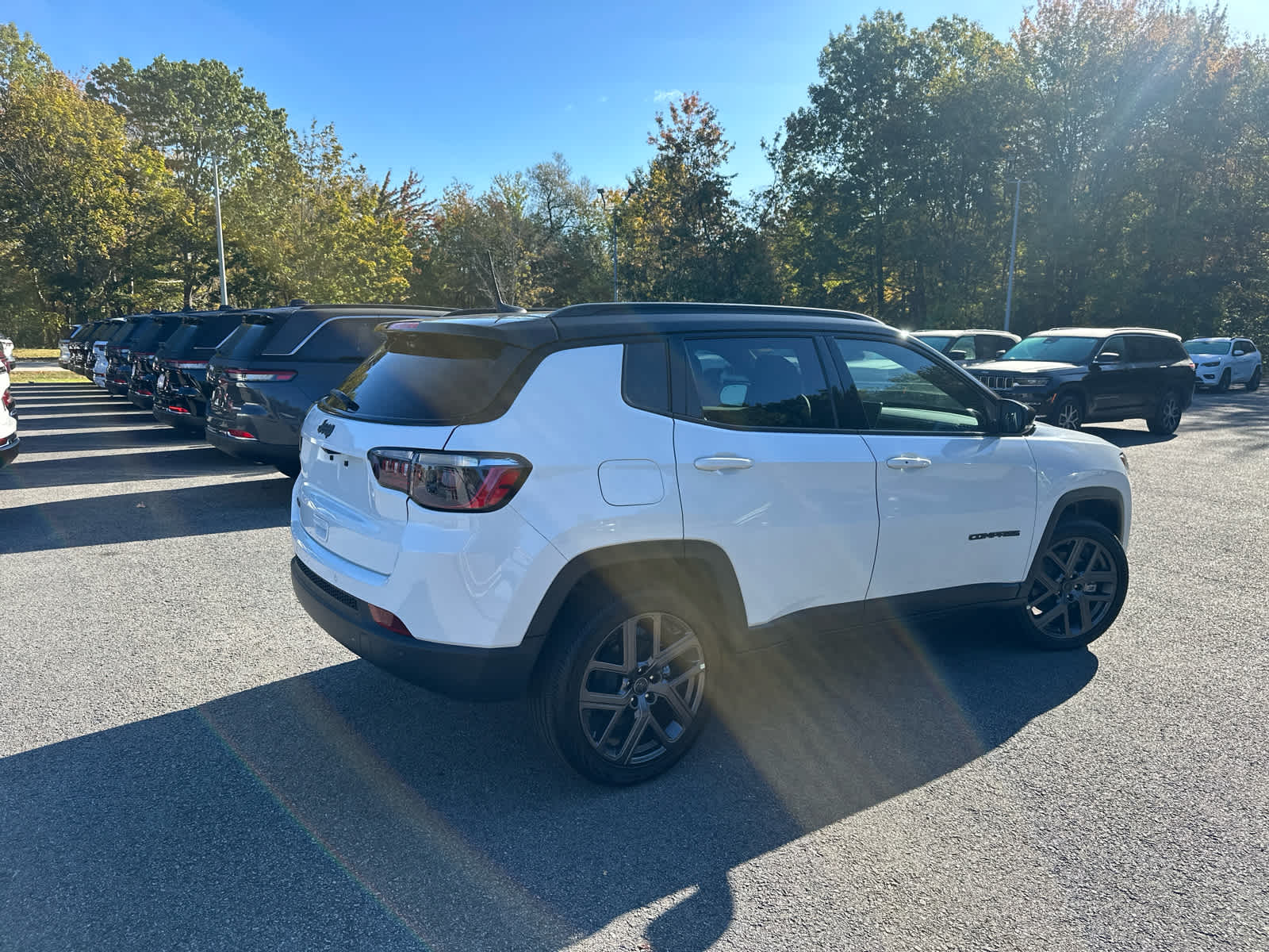 2026 Jeep Compass Limited Altitude photo 4