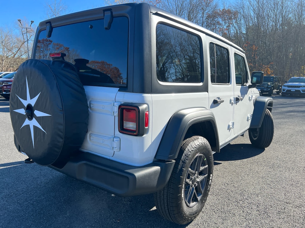 New 2026 Jeep Wrangler 4-DOOR SPORT S Sport Utility