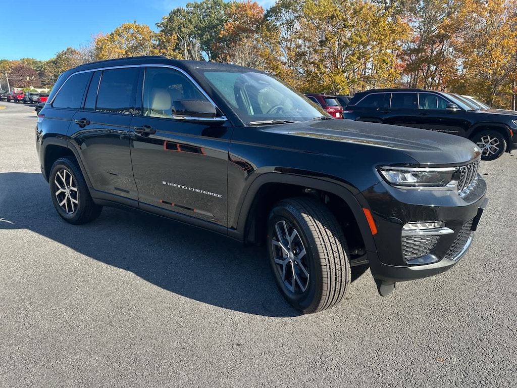 New 2025 Jeep Grand Cherokee LIMITED 4X4 Sport Utility