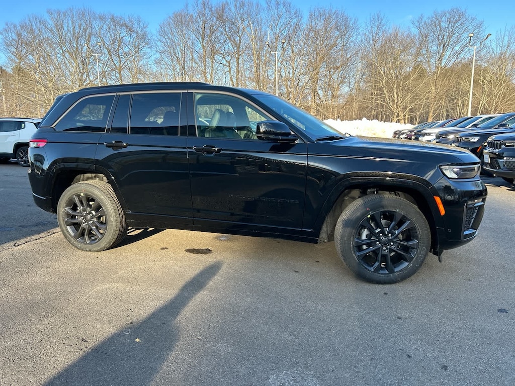 New 2026 Jeep Grand Cherokee LIMITED RESERVE 4X4 Sport Utility