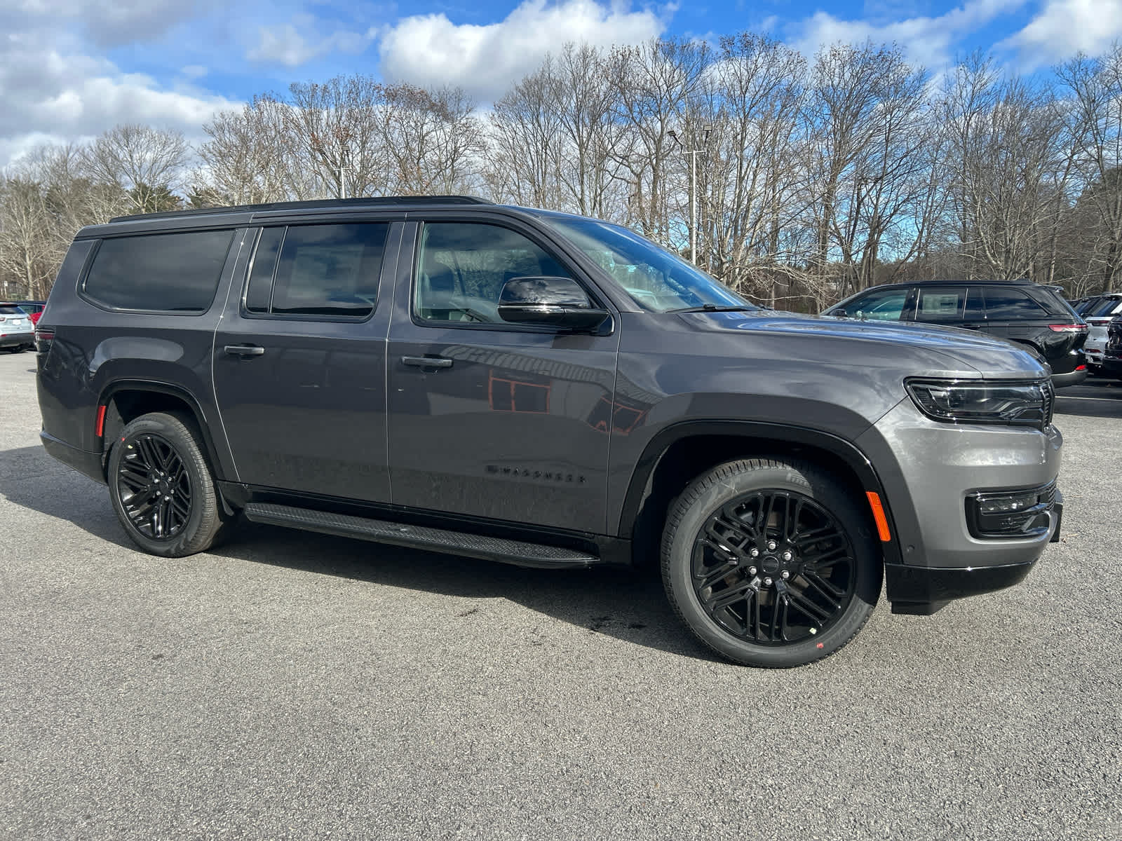2025 Jeep Wagoneer L Carbide photo 3
