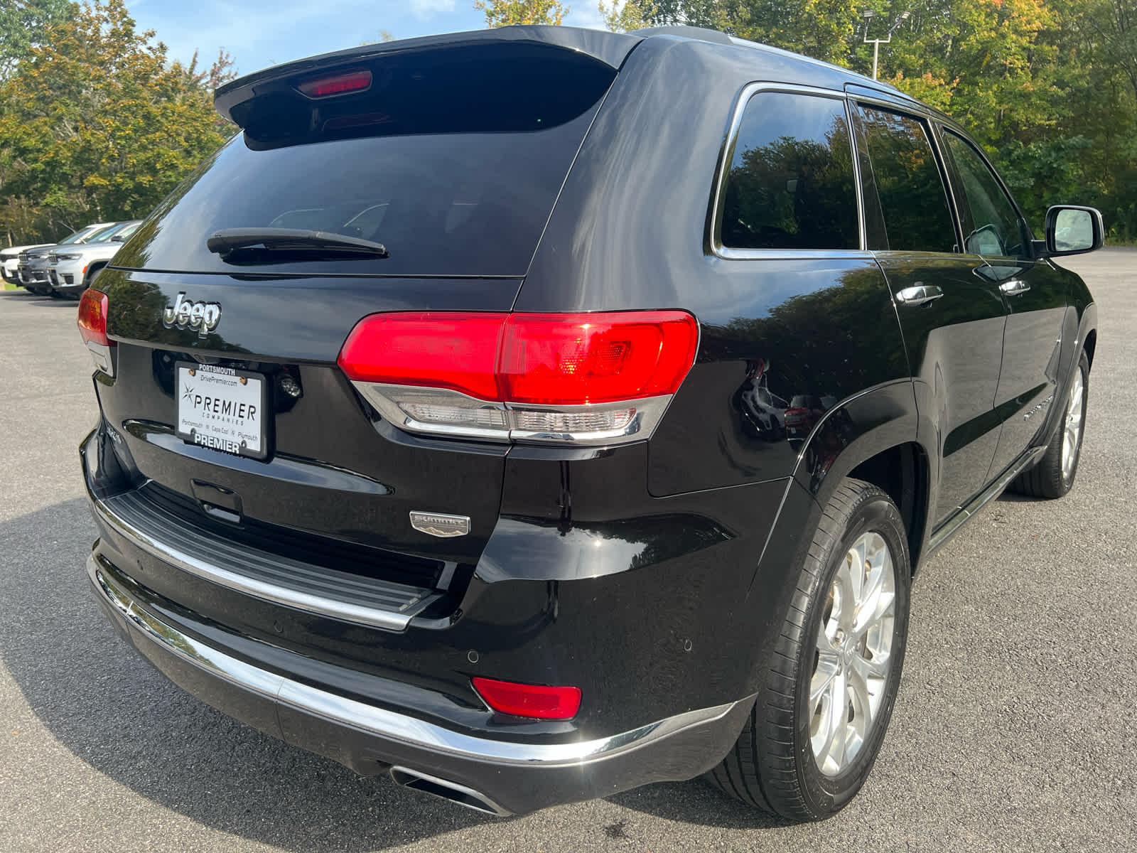 2020 Jeep Grand Cherokee Summit photo 2