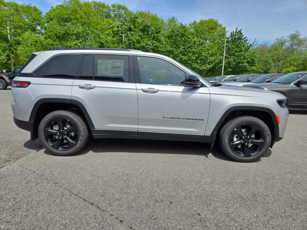 New 2026 Jeep Grand Cherokee LIMITED 4X4 Sport Utility