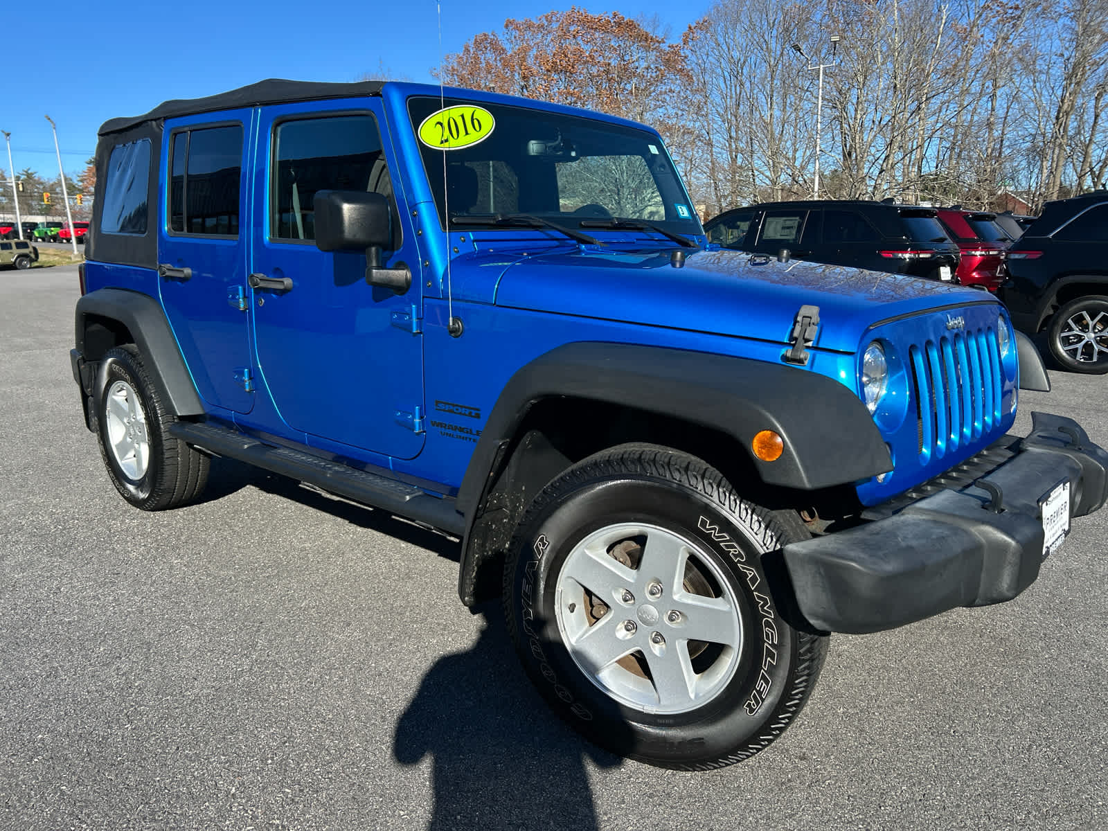 2016 Jeep Wrangler Unlimited Sport photo 2