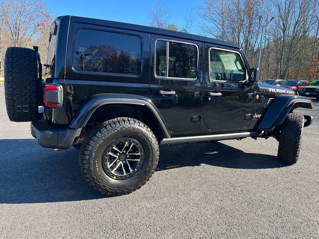 New 2026 Jeep Wrangler 4-DOOR RUBICON X Sport Utility