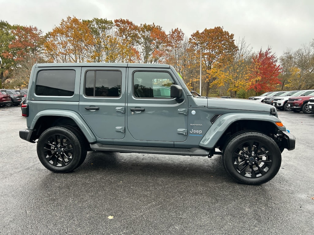 Used 2024 Jeep Wrangler 4xe Sahara SUV