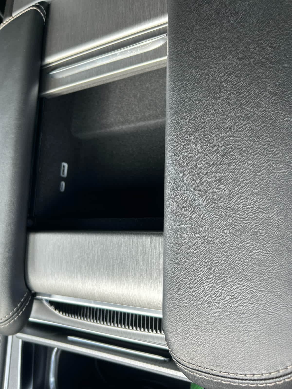 2025 Jeep Wagoneer L Series II - Photo 38