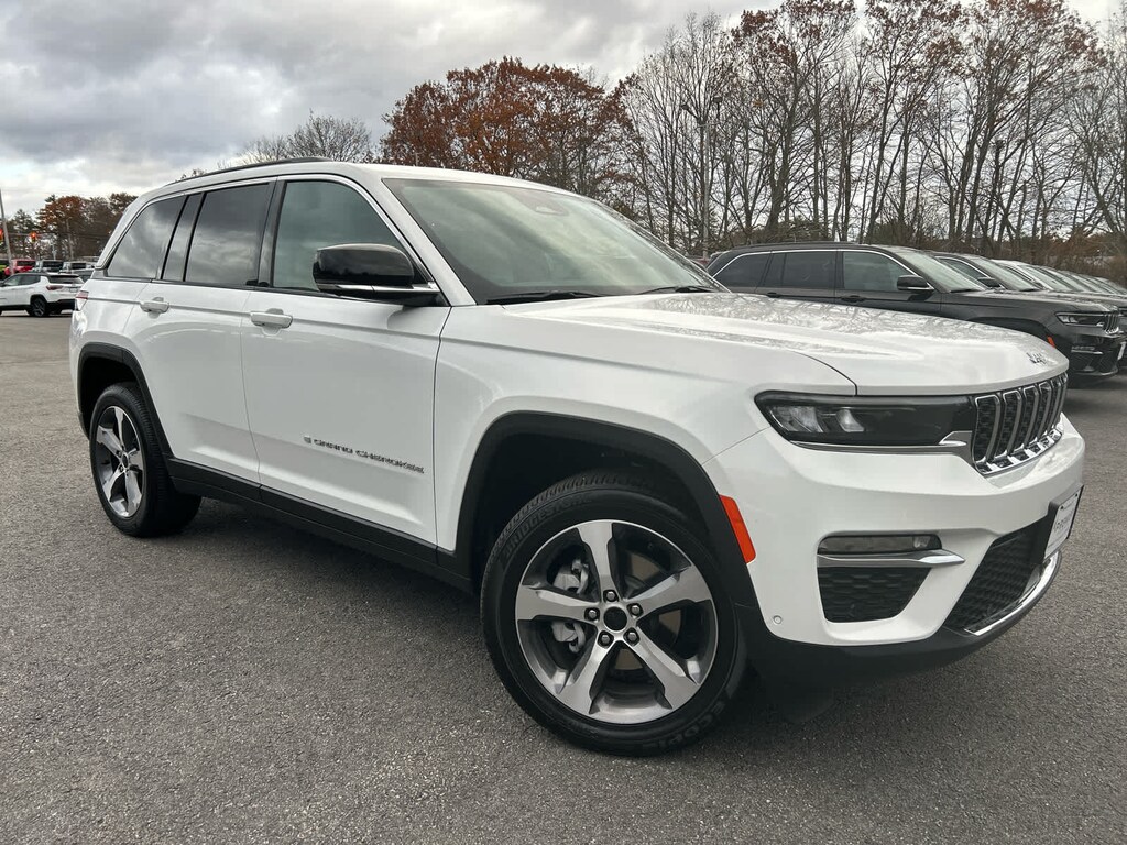 New 2025 Jeep Grand Cherokee LIMITED 4X4 Sport Utility