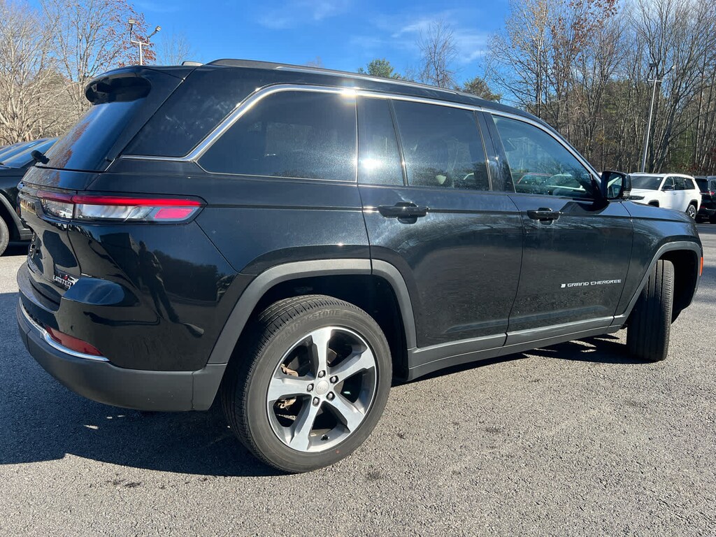 Used 2023 Jeep Grand Cherokee Limited SUV