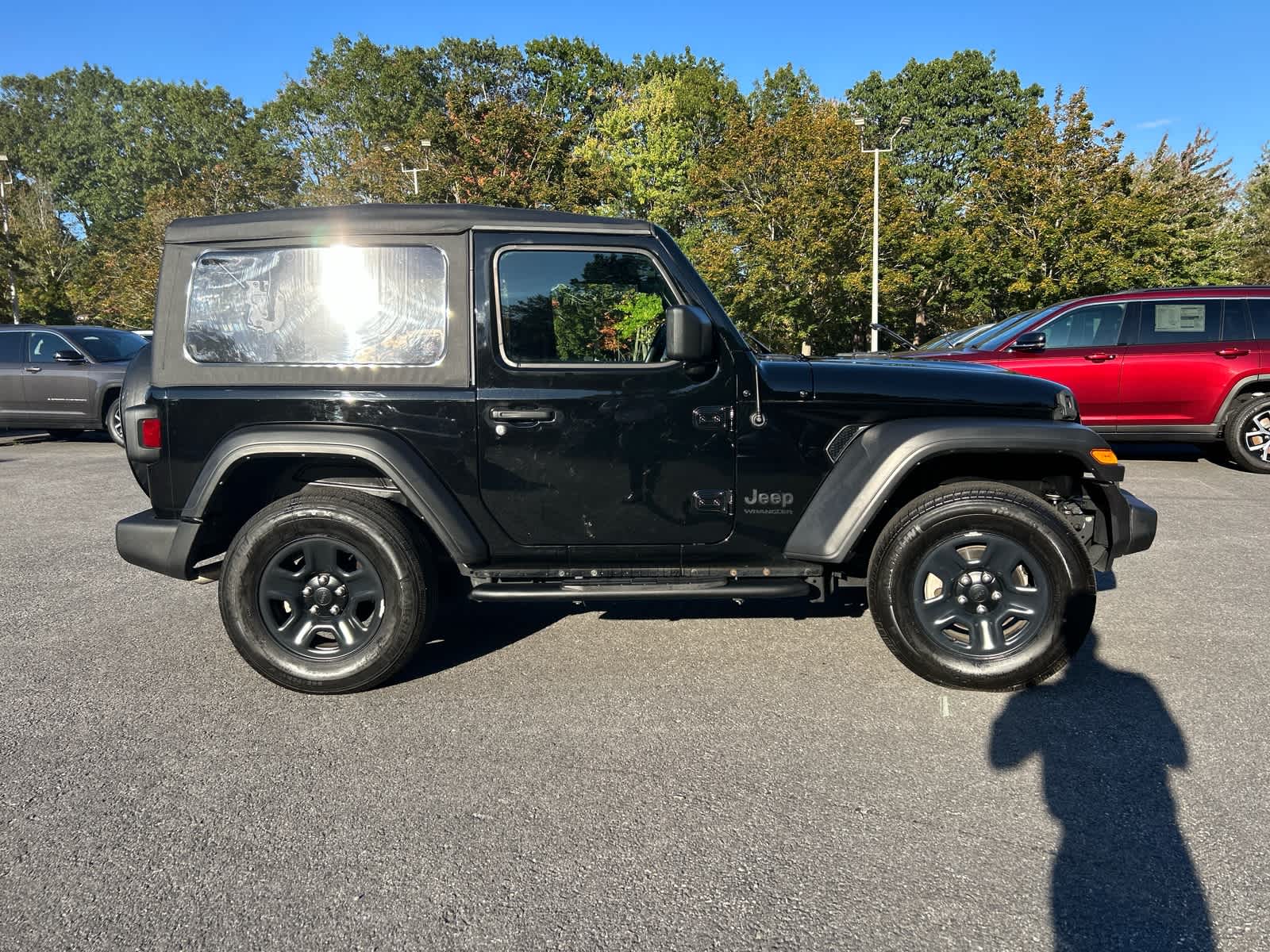 2022 Jeep Wrangler Sport photo 3