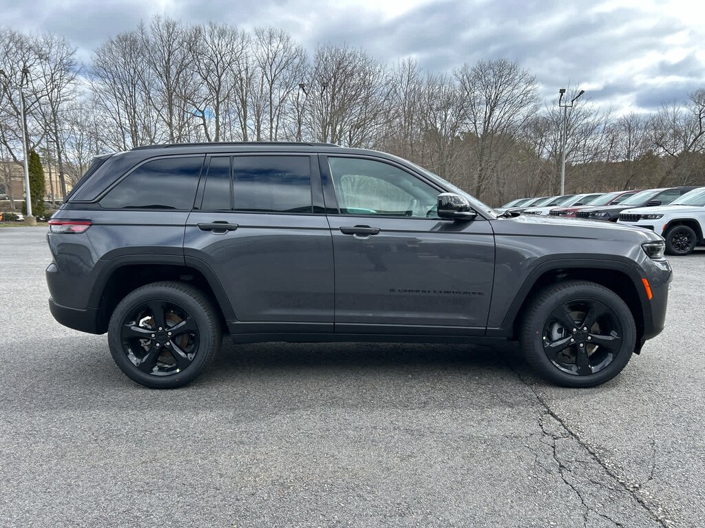 New 2026 Jeep Grand Cherokee LIMITED 4X4 Sport Utility