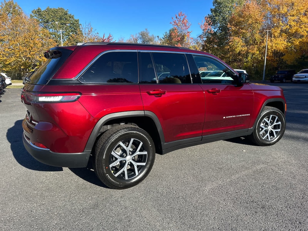 New 2025 Jeep Grand Cherokee LIMITED 4X4 Sport Utility