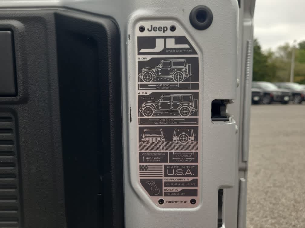 1C4JJXP68PW580156