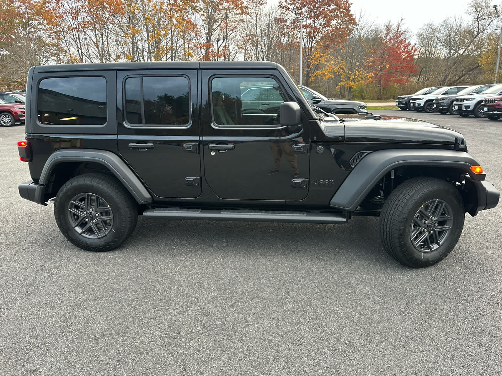 2026 Jeep Wrangler Sport S photo 4