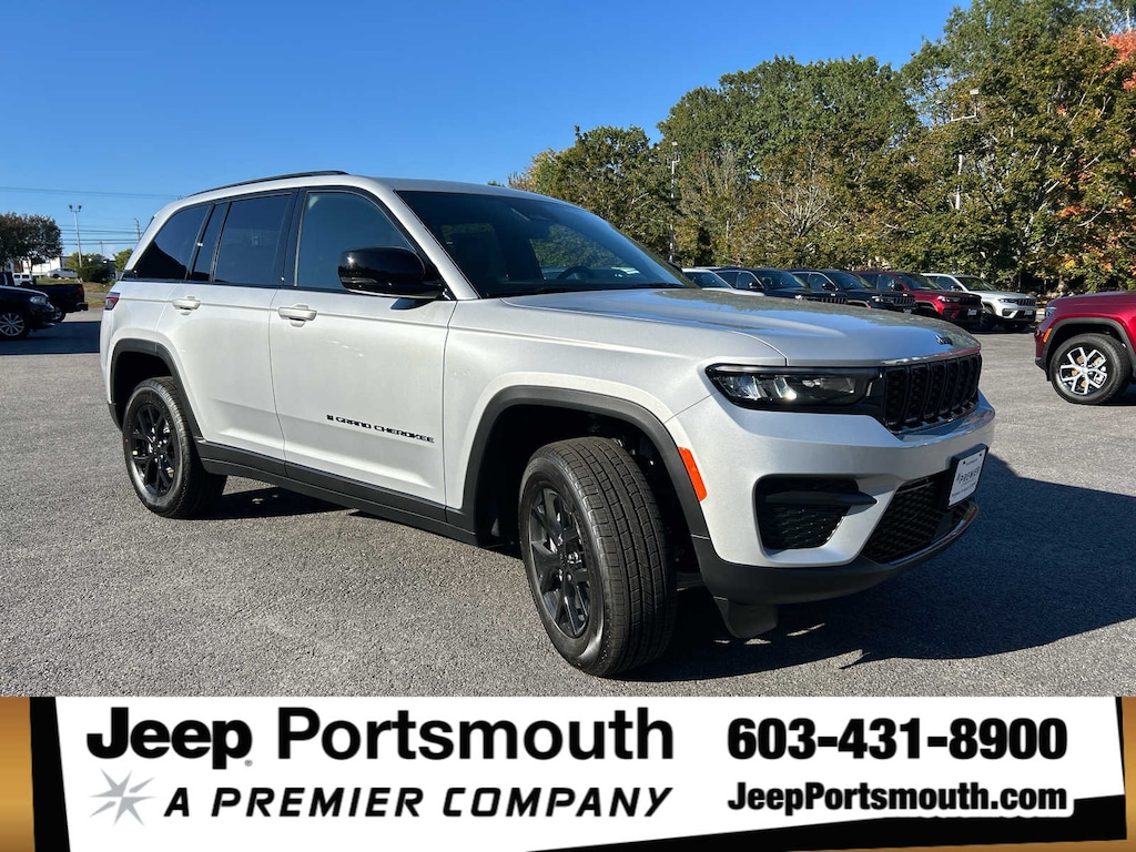 New 2025 Jeep Grand Cherokee ALTITUDE X 4X4 Sport Utility