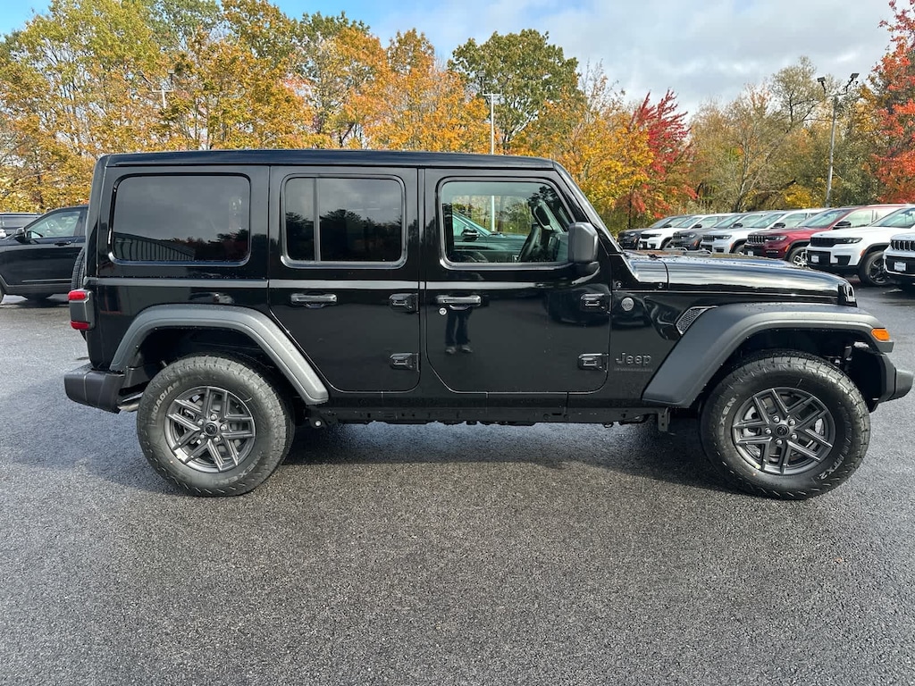 New 2026 Jeep Wrangler 4-DOOR SPORT S Sport Utility