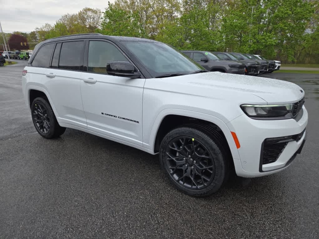 New 2026 Jeep Grand Cherokee Summit Sport Utility