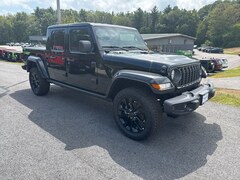 2025 Jeep Gladiator NIGHTHAWK 4X4 Pickup