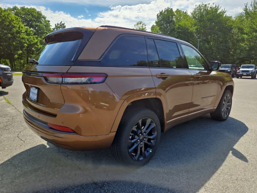New 2026 Jeep Grand Cherokee LIMITED RESERVE 4X4 Sport Utility