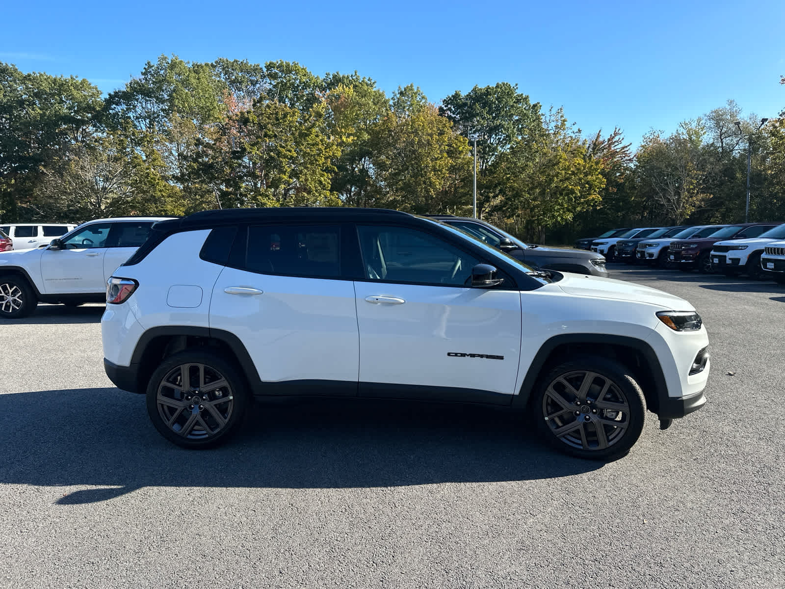 2026 Jeep Compass Limited Altitude photo 3