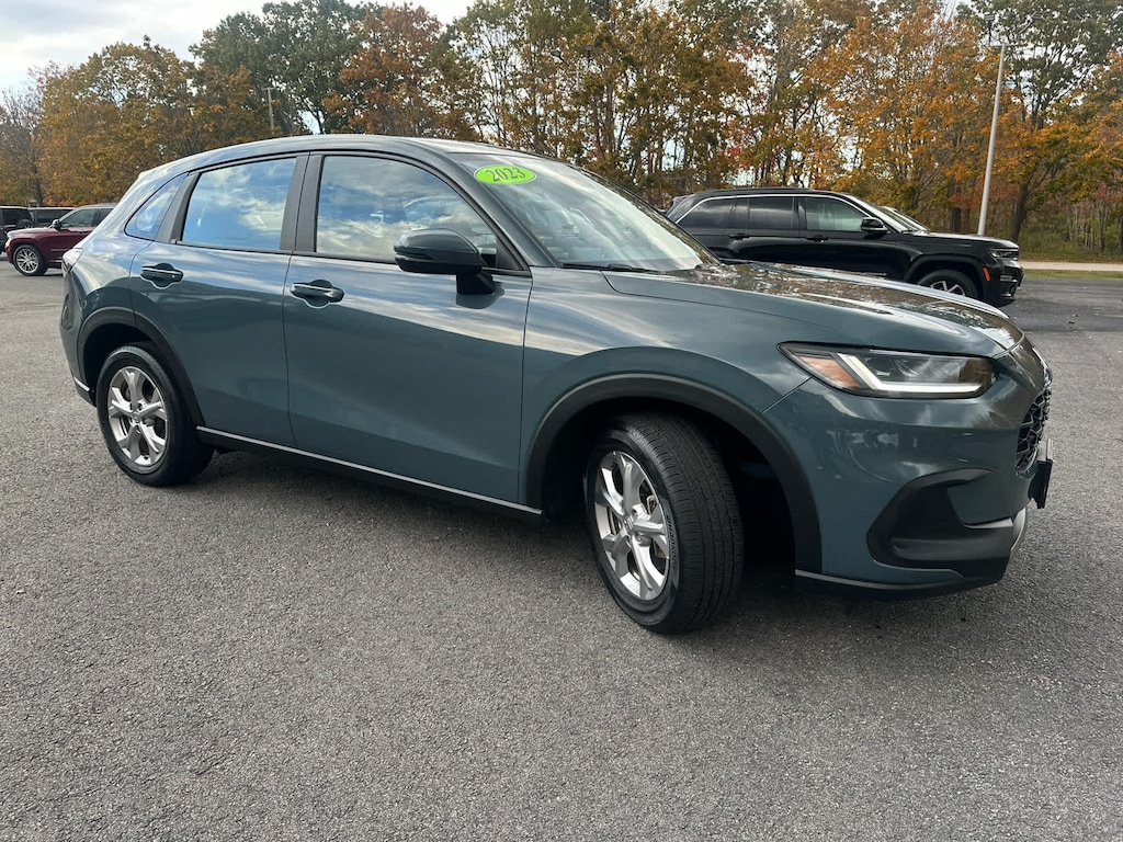 Used 2023 Honda HR-V LX AWD SUV