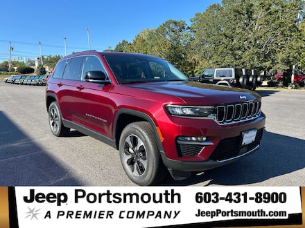 2023 Jeep Grand Cherokee 4xe Base SUV 2023 Jeep Grand Cherokee 4xe Base SUV