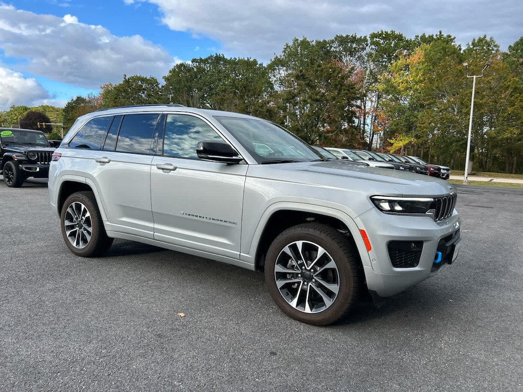 Used 2023 Jeep Grand Cherokee 4xe Overland SUV