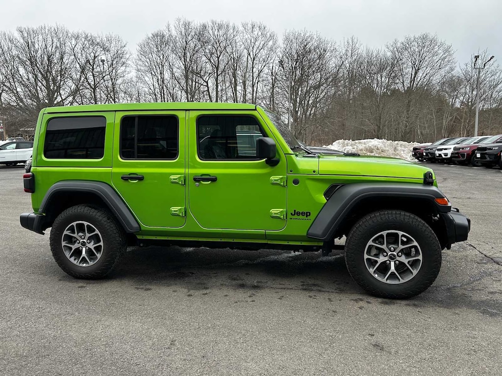 Used 2025 Jeep Wrangler Sport SUV