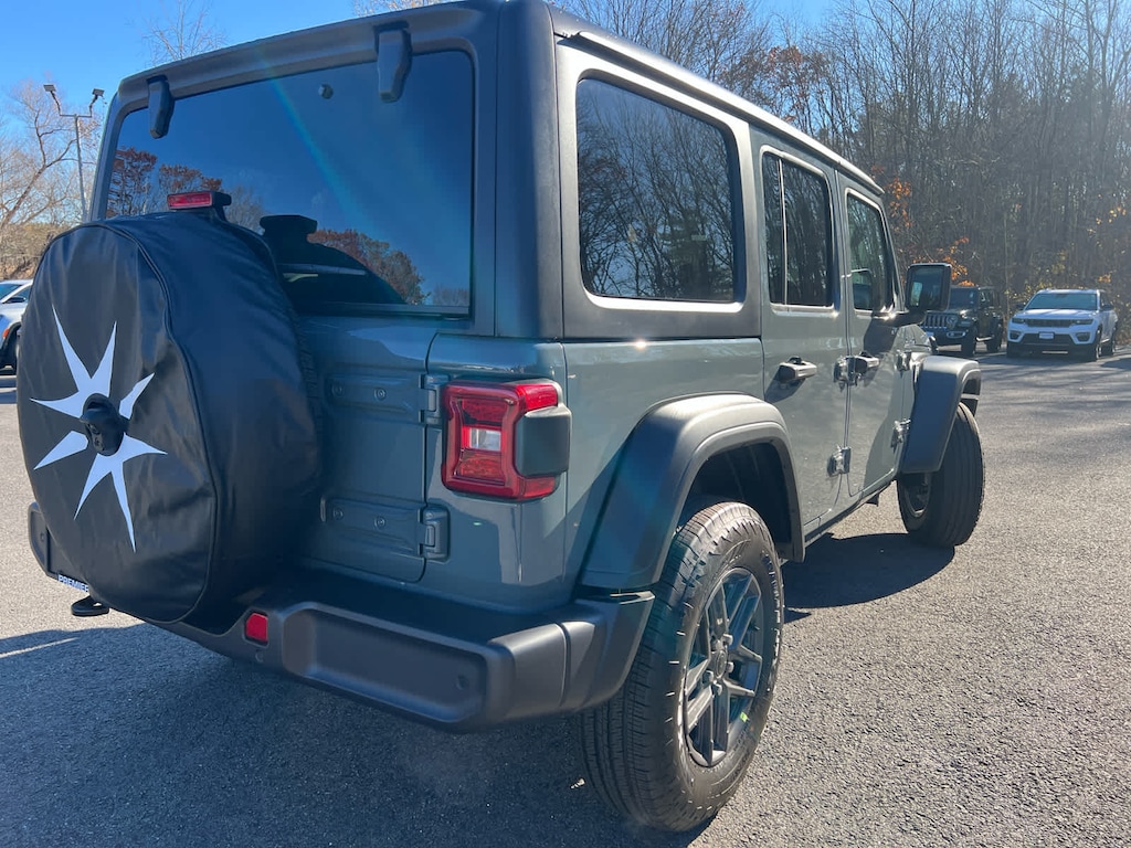 New 2026 Jeep Wrangler 4-DOOR SPORT S Sport Utility