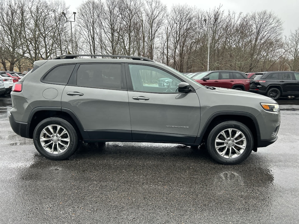 Used 2022 Jeep Cherokee Latitude Lux SUV