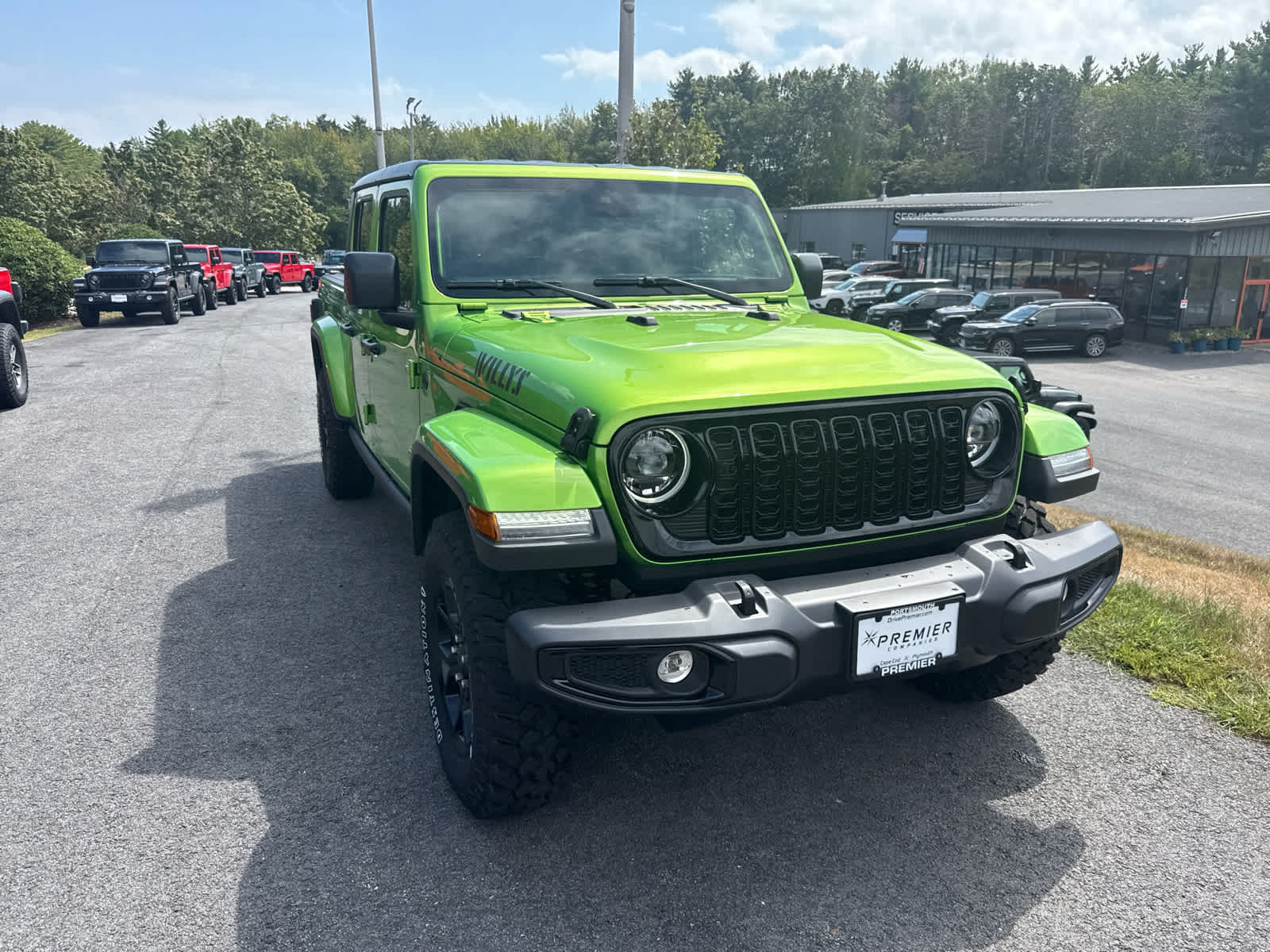 2025 Jeep Gladiator Willys photo 4