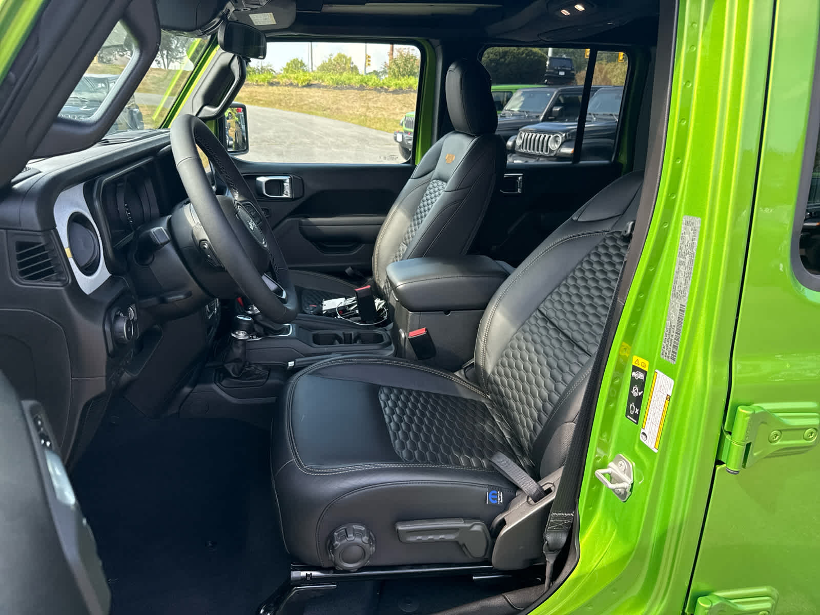 2025 Jeep Wrangler 4-Door Sport S - Photo 9