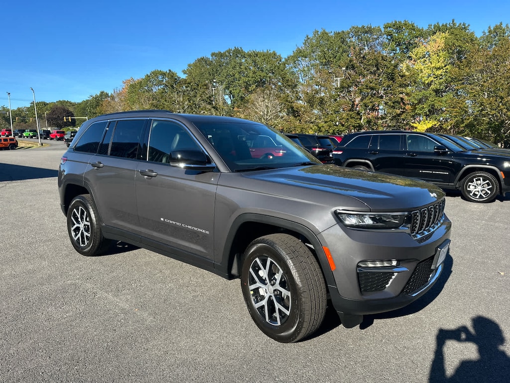 New 2025 Jeep Grand Cherokee LIMITED 4X4 Sport Utility