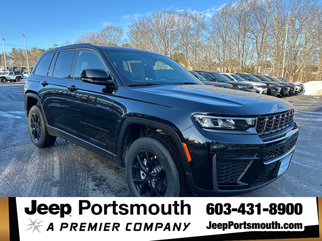 New 2026 Jeep Grand Cherokee LAREDO ALTITUDE 4X4 Sport Utility