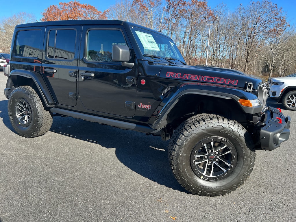 New 2026 Jeep Wrangler 4-DOOR RUBICON X Sport Utility