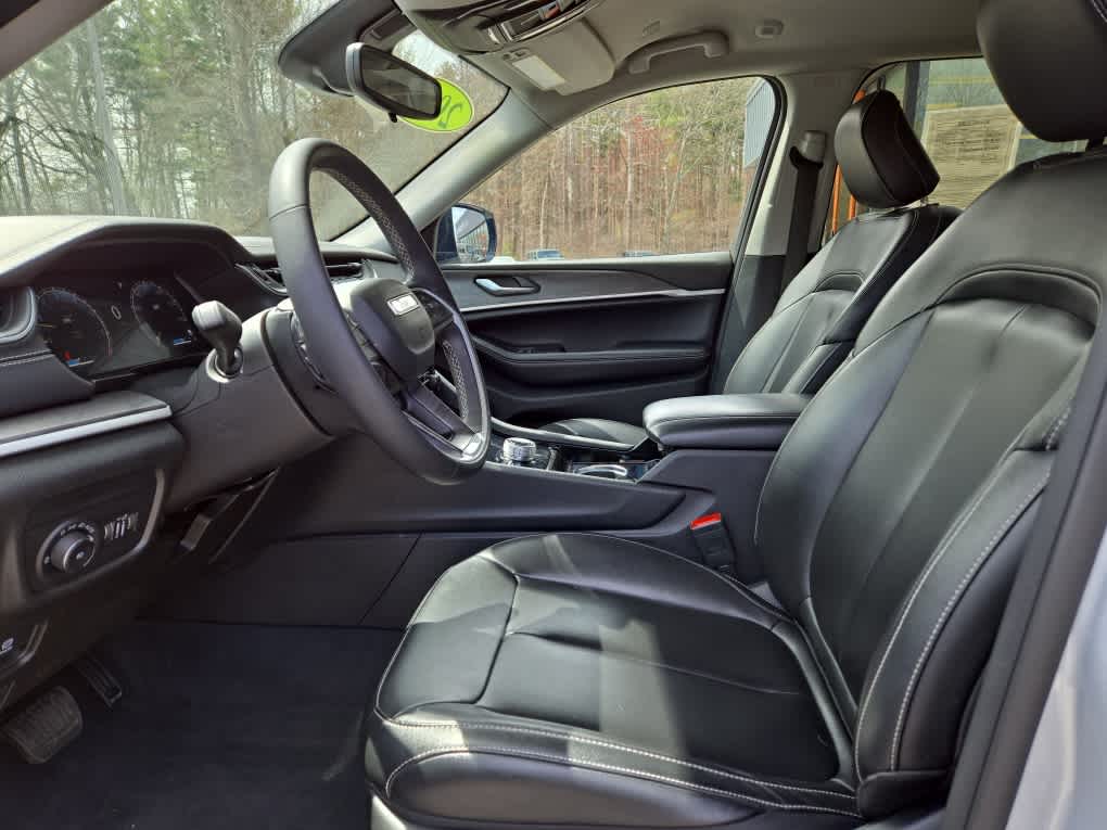 2023 Jeep Grand Cherokee Limited - Photo 17