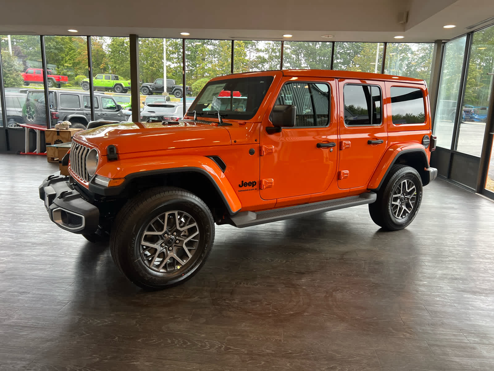 2025 Jeep Wrangler Sahara photo 2