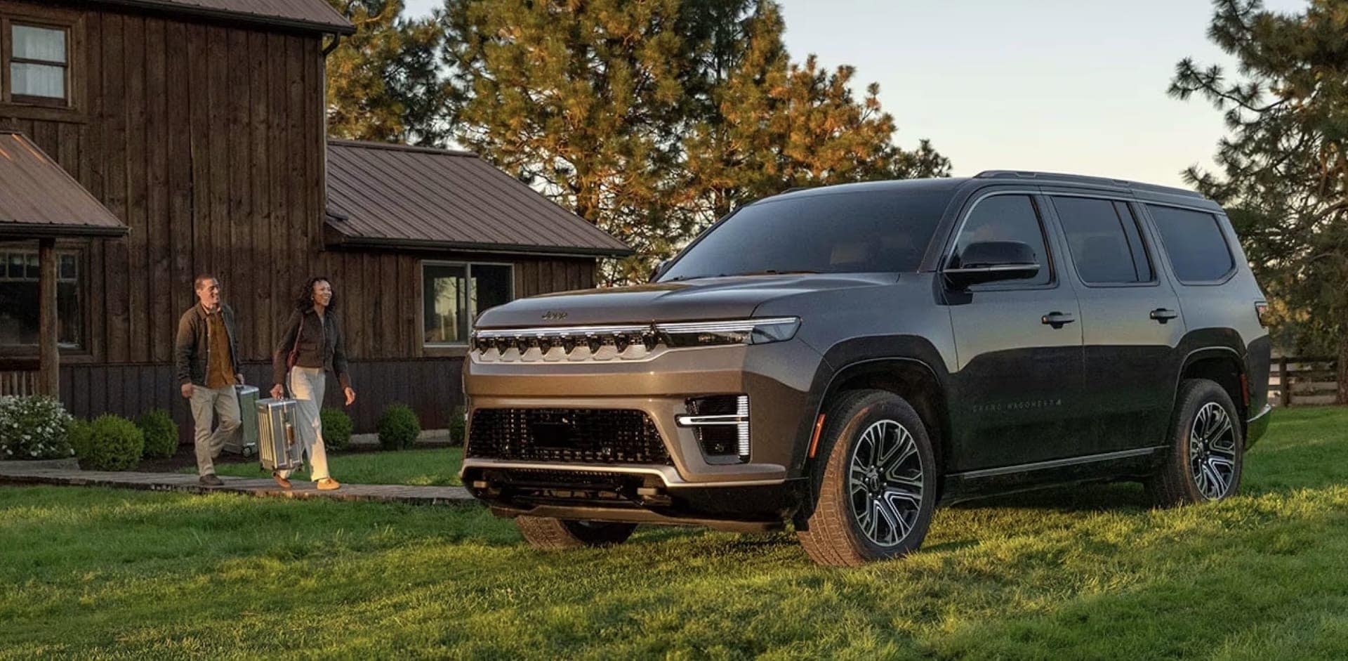 2026 Jeep Grand Wagoneer exterior, front three-quarter view