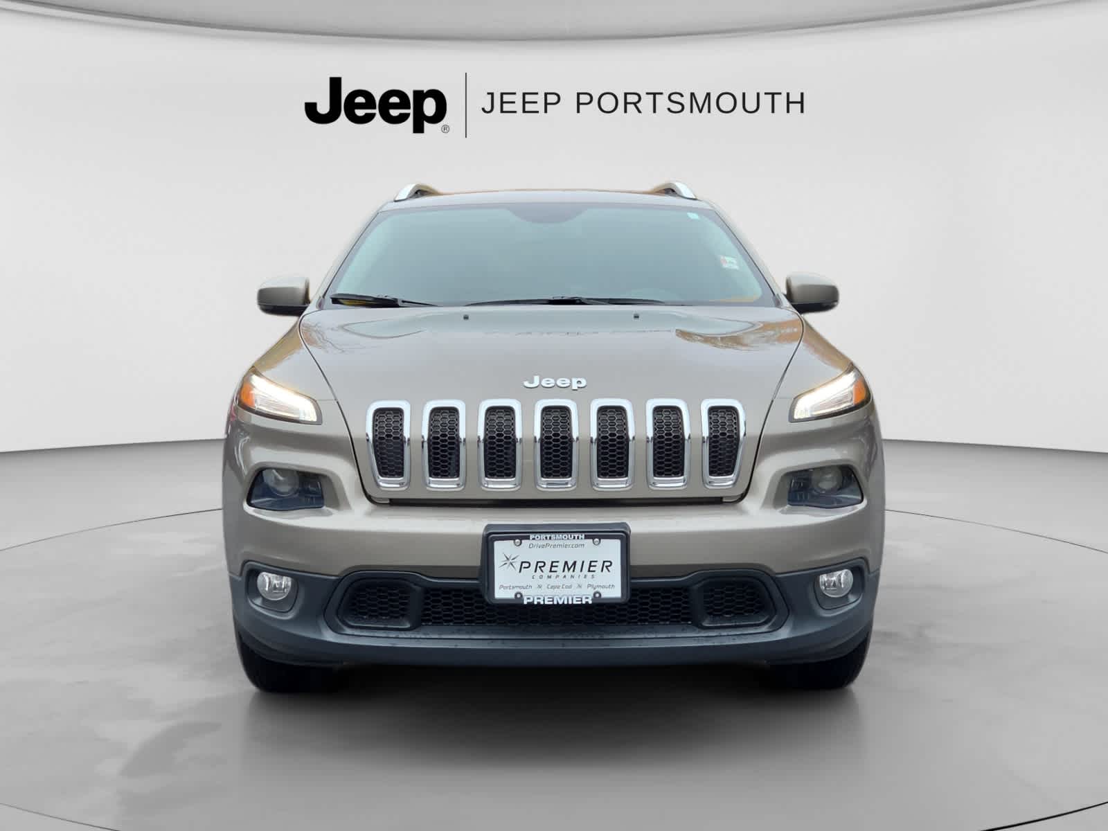 Used 2016 Jeep Cherokee Latitude with VIN 1C4PJMCB4GW333311 for sale in Portsmouth, NH