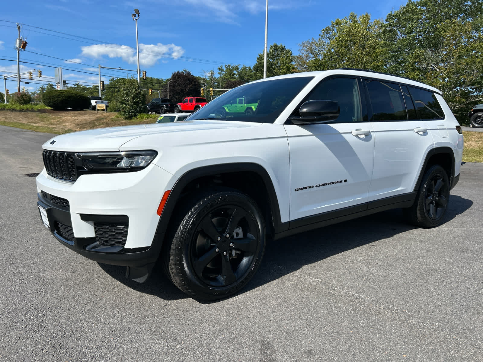 2022 Jeep Cherokee Laredo photo 4